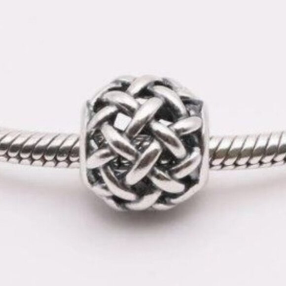 Authentic Pandora Forever Entwined Charm - Picture 3 of 5